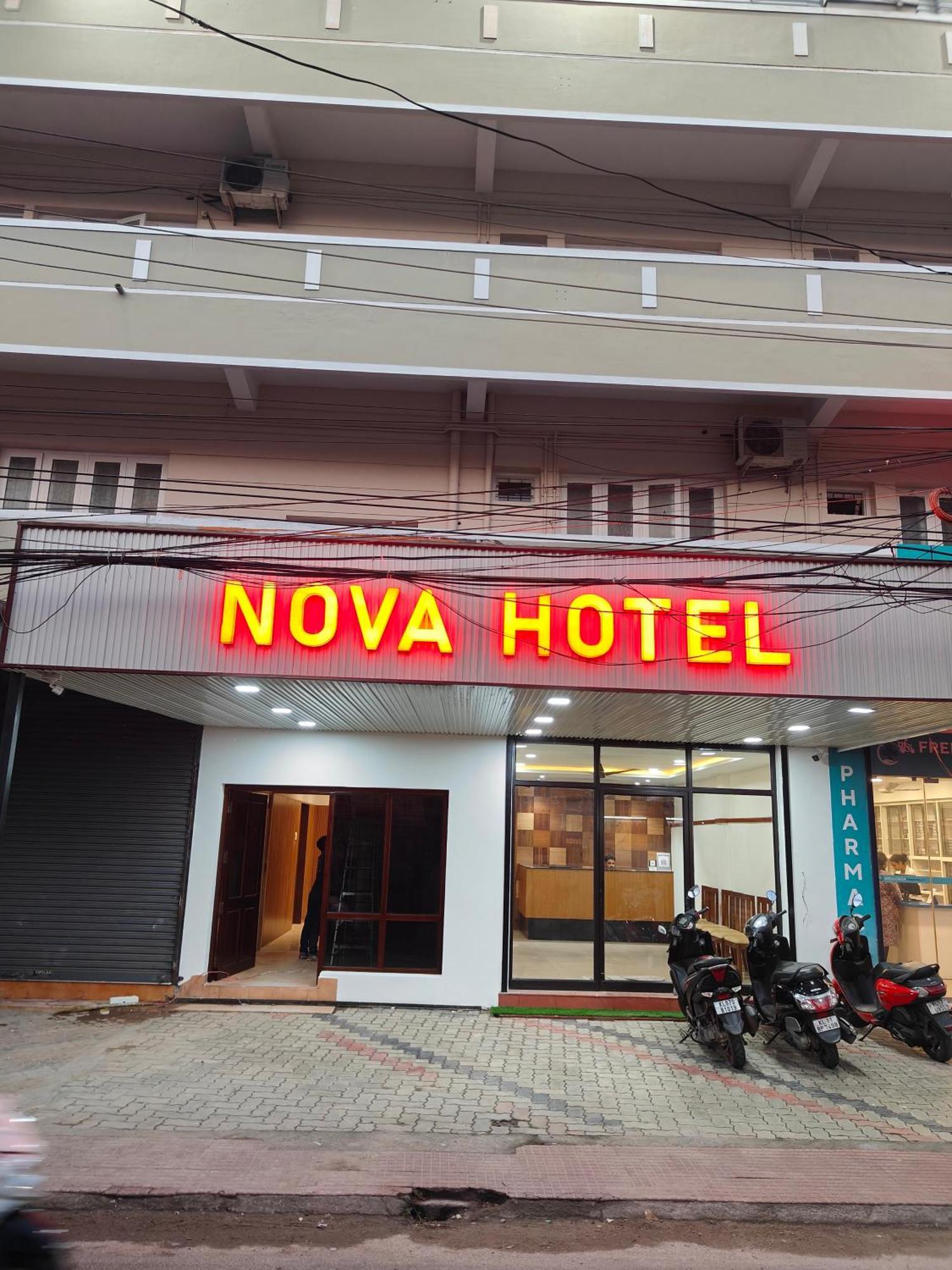 Hotel Nova Kochi Ngoại thất bức ảnh